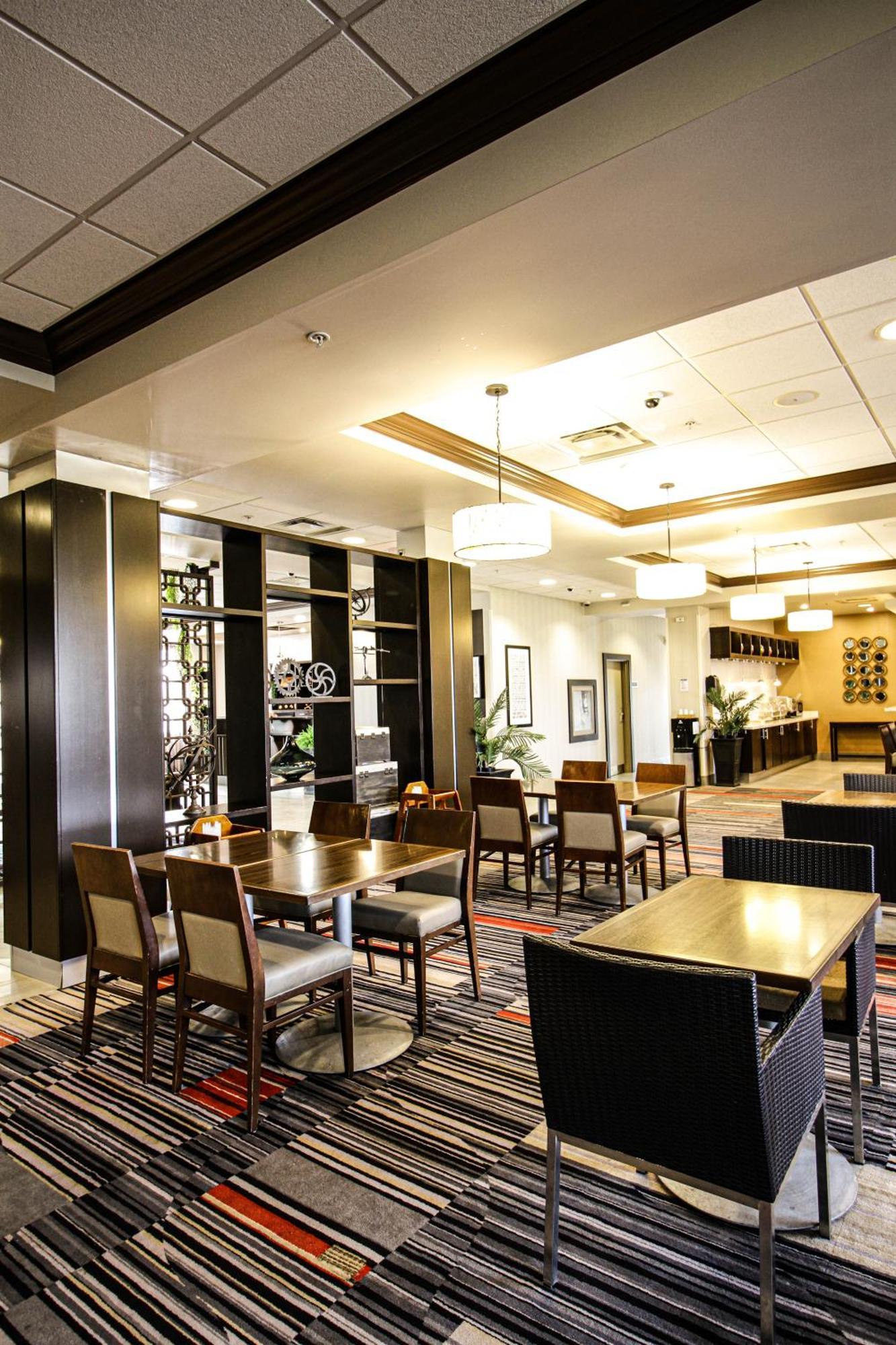 Waterloo Suites Hotel, Trademark Collection By Wyndham Екстериор снимка