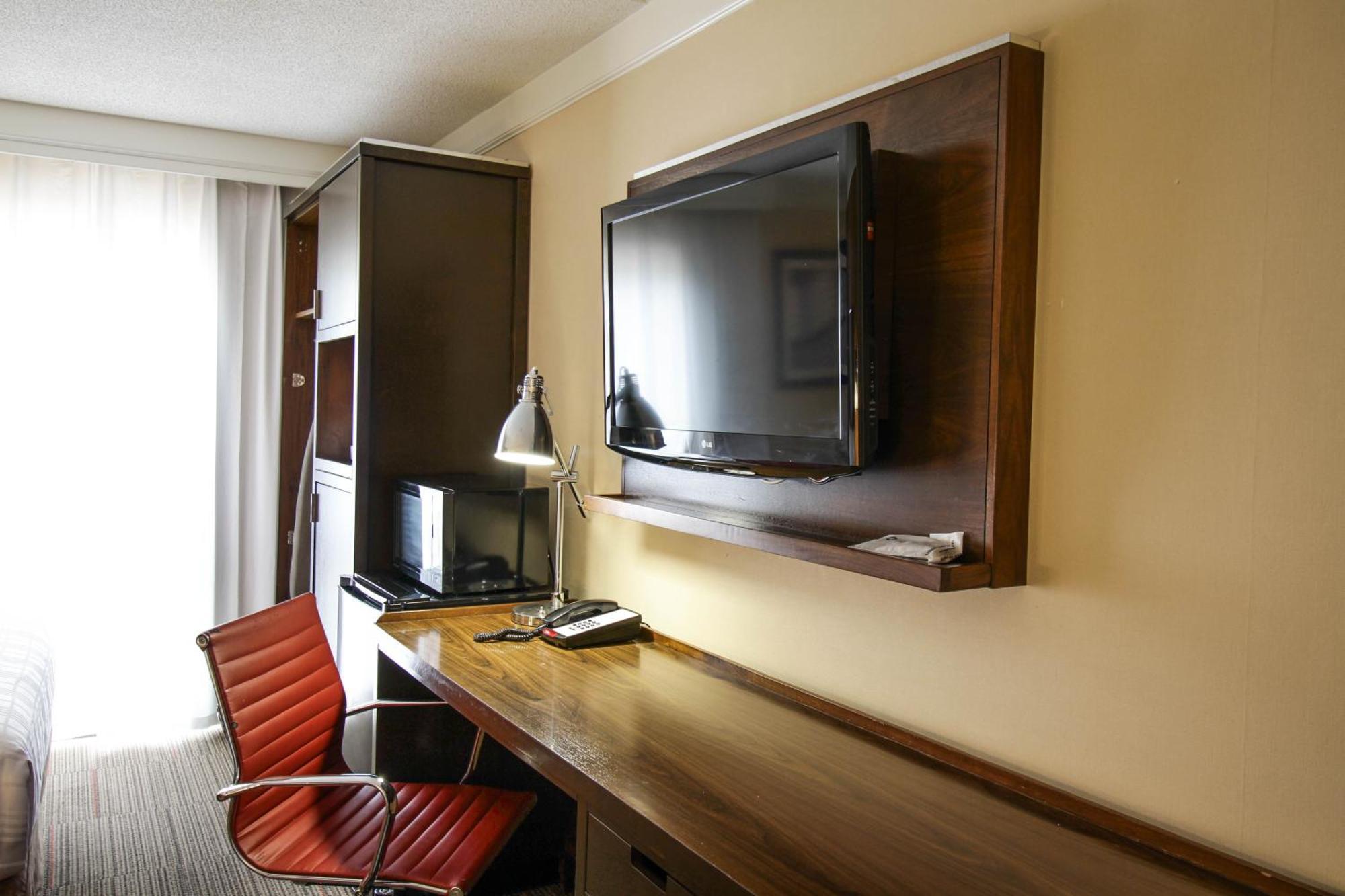Waterloo Suites Hotel, Trademark Collection By Wyndham Екстериор снимка